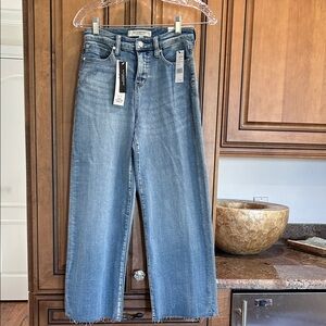 Liverpool Women's Light Blue Cropped Jeans